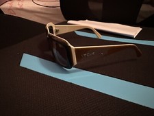 occhiali da sole donna Vogue