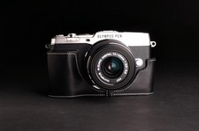 Borsa mezza fotocamera in vera pelle fatta a mano per Olympus EP5 E-P5 nera