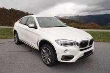 Pedane laterali sottoporta in alluminio con predellini per BMW X6 F16 2014-2019