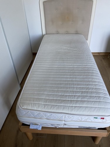 Letto piazza con - piazza,