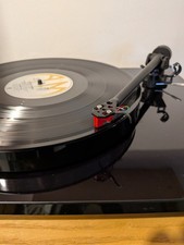 Goldring GR3 Giradischi con braccio Rega RB220 Inc Phono Stage