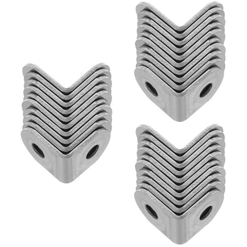 Count small corner brackets - 3,
