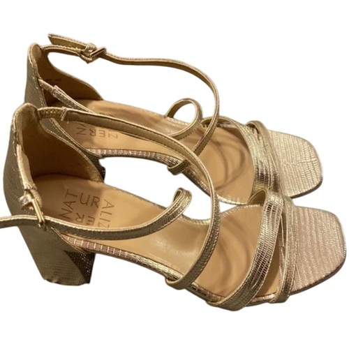 Sandali con tacco - , e