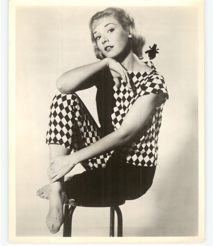 Teatro attrice zeme nord - attrice,