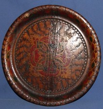 Antico piatto decorativo da