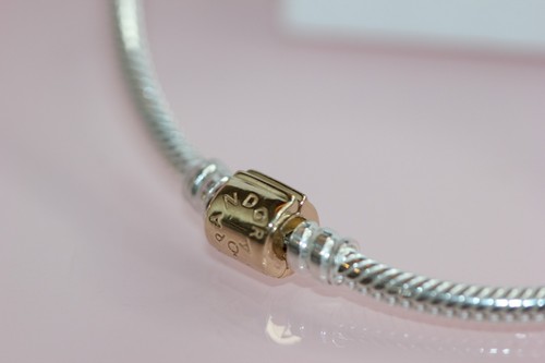 Bracciale pandora nuovo con - bracciale,