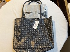 Borsa Sam Edelman media