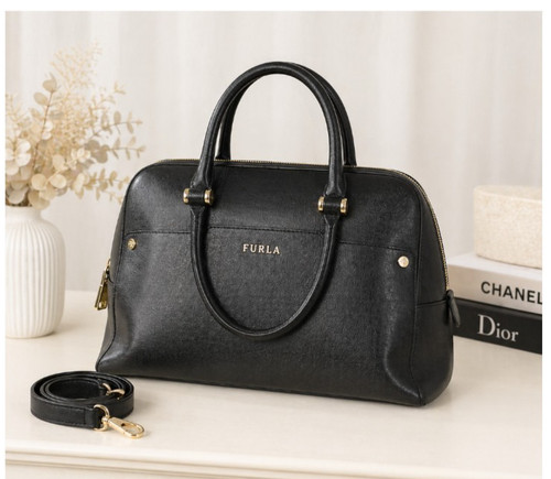 Furla black leather - black,