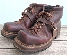 Scarponcini cuoio marrone originali Alpini Sciatori del 1947 forse WW2