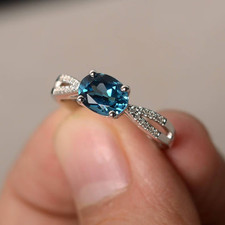 Anello Topazio Blu Londra