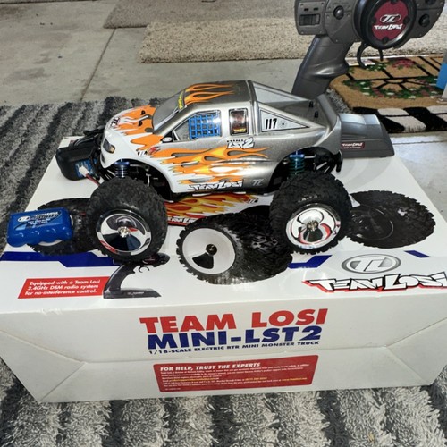 Monster truck team losi - monster,