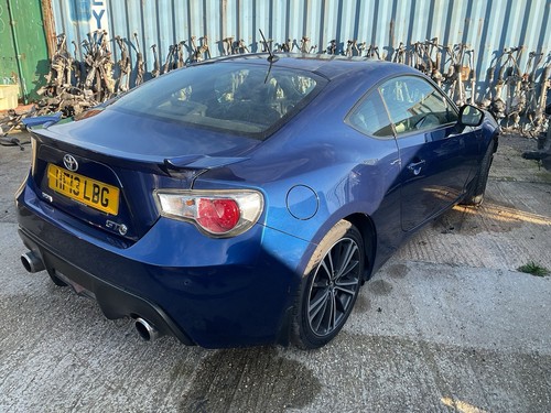 Toyota gt86 0 benzina - toyota,