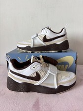 Nike Zoom Field Jaxx Travis