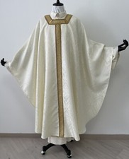 Casula bianca damascata con passamaneria dorata KASEL MESSGEWAND CHASUBLE