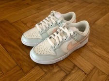 Nike Dunk Low Barely Green