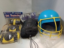 GINOCCHIERE /GOMITIERE CASCO x BICICLETTA GIOCATTOLO set PROTEZIONI LIKE NEW