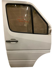Portiera anteriore Dx MERCEDES-BENZ SPRINTER DOPPIA CABINA (00-06) QUALCHE SEGNO