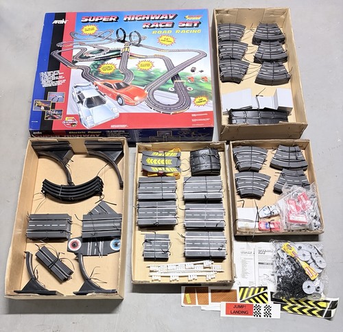 Artin super highway slot - super, car