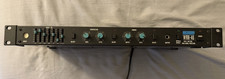 Washburn WRB-46 effetti