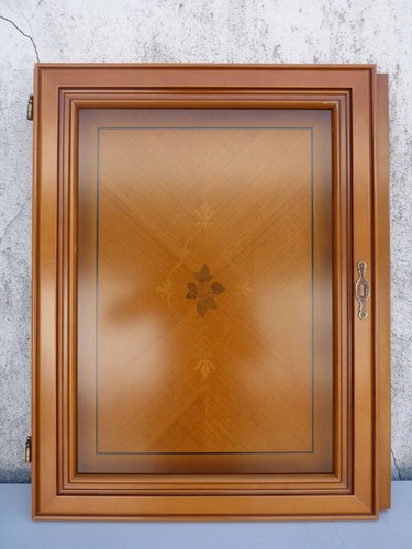 Vecchio più porta - porta, armadietto