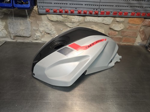 Plastica carena copriserbatoio - plastica,