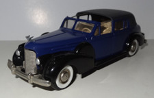 Cadillac - V16 série 90