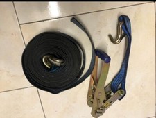 cinghie a cricchetto Con Gancio Sponda