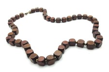 Collana da Uomo girocollo in cubi di Legno naturale con perline colore bronzo