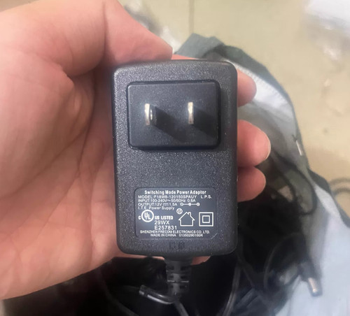 Alimentatore universale - alimentatore,