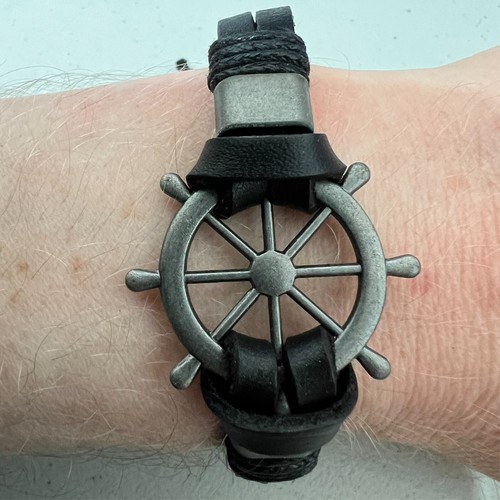 Braccialetto ruota nave pelle