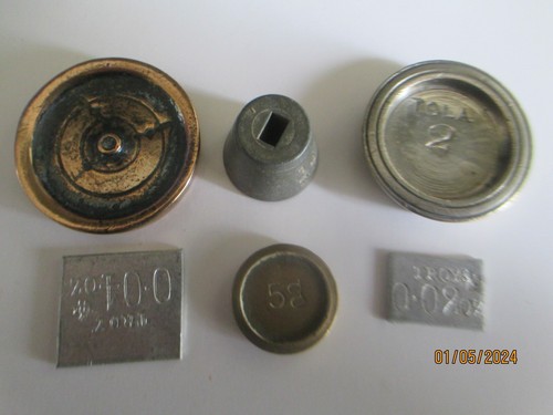 Antiques trade weights - trade,