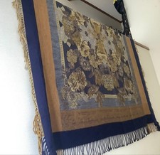 Christian Dior grande stola floreale beige navy 123 cm frange 8 cm dettagli design