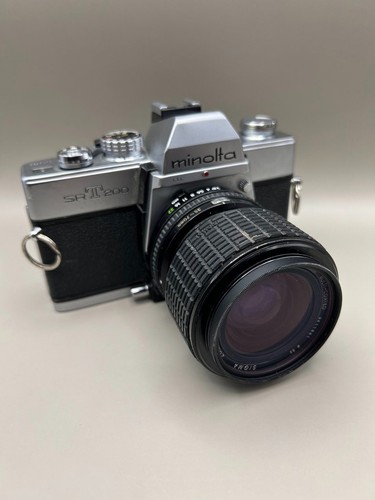 Minolta srt 200 - 200, slr