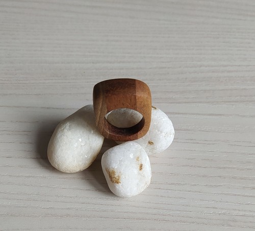 Anello legno fatto - anello,