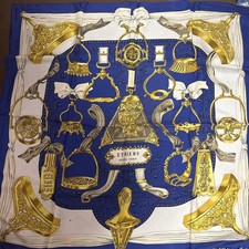 HERMES Etriers Carre 90