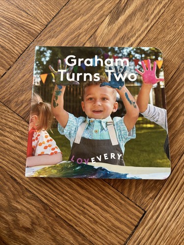 Lovevery graham turns - turns, book