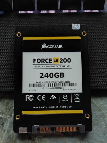 Corsair force le200 ssd - corsair,