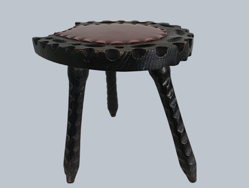 Sedia legno brutalista - in,