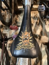 Sella bici vintage arancione