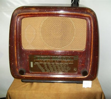 Radio d’epoca PHILIPS –