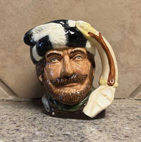 Vtg royal doulton toby - doulton,