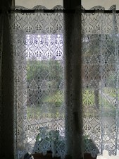 TENDINA A VETRO IN  MACRAMÈ