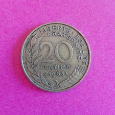 20 Centimes Münze aus