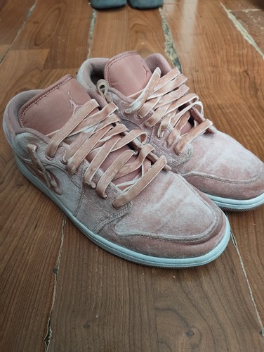 Air jordan low pink - air,