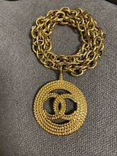 chanel vintage collana