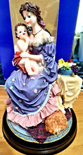 Statua Donna con Bambino Gatto