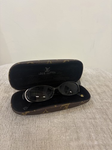 Louis vuitton oval sunglasses - oval,