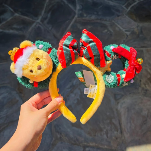 Disney winnie the pooh - pooh, orso