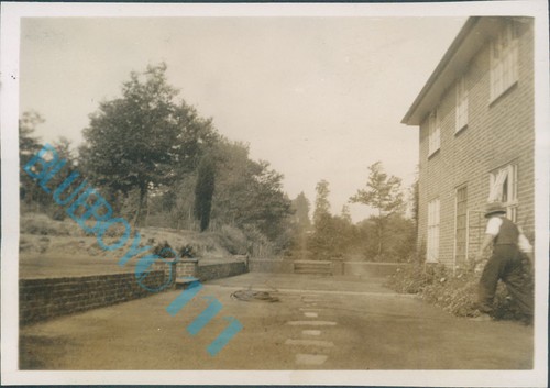 Surbiton villa verosa side - surbiton,