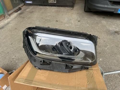 Faro ant mercedes - mercedes, glb